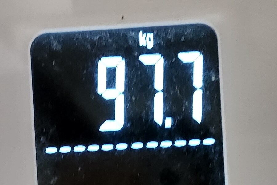 식단에 운동하니까 치킨 먹어도 영향이 거이없네요._2.jpg