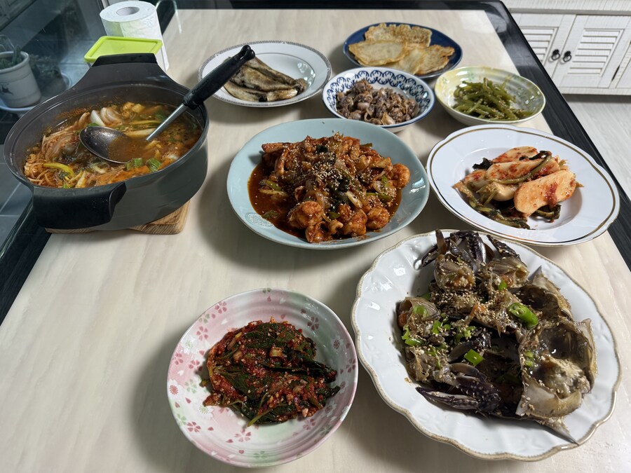 집에서 밥. 밥 도둑과 함께 하는 해물파티네요._7.jpg