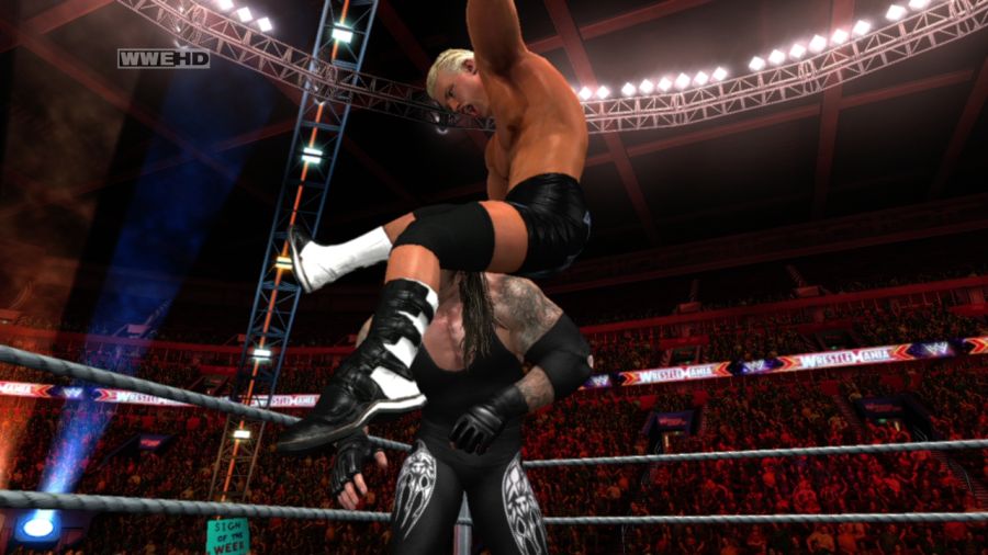 [레슬링게임]WWE 스맥다운vs로우 2011_3.jpg