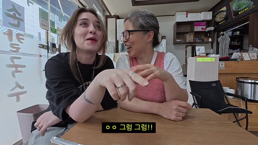 남편의 전여친썰에 고개를 숙여버린 아내ㅠㅠㅠㅠ.jpg_34.png