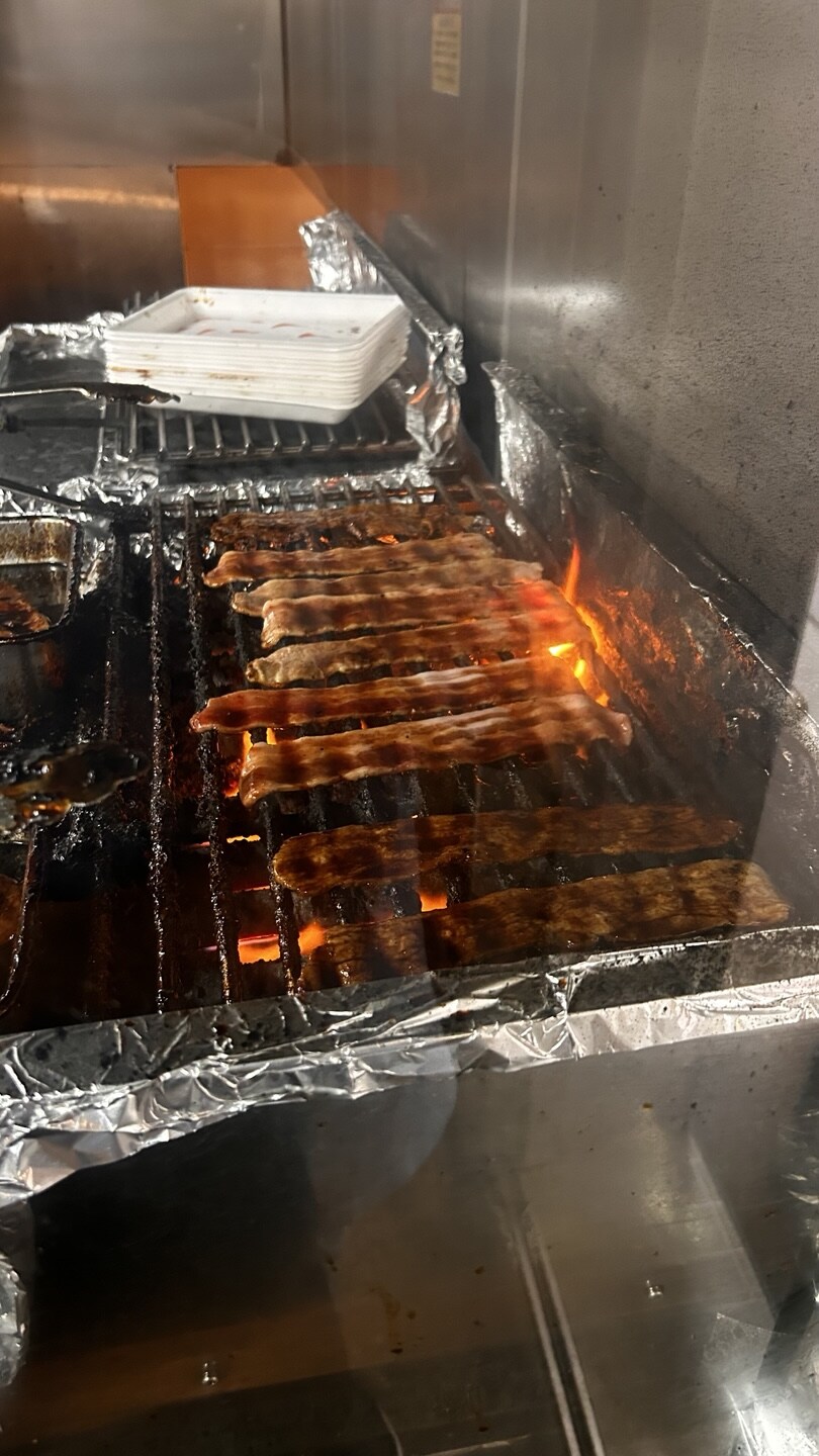 돼지대학 1kg 덮밥 도전, 속은 기분...!_9.jpg