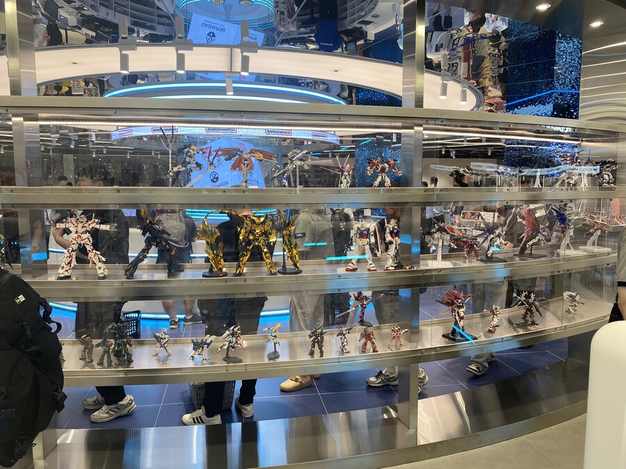 스압주의) 리뉴얼된 용산 건담베이스, 반다이남코 코리아 스토어 방문 및 후기_18.jpg