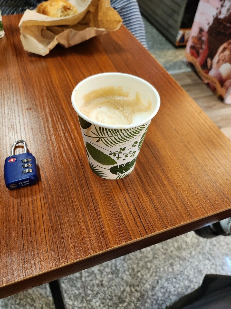 아프리카에서 먹는 신라면 12000원_39.jpg