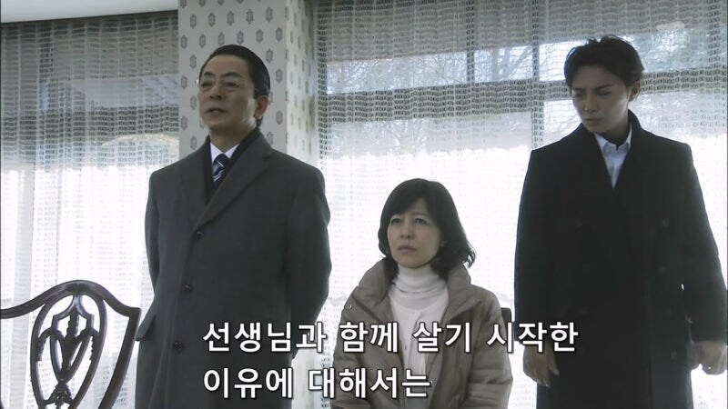 정당방위로 사람을 쏴죽인 여자를 범죄자로 만드는 주인공_23.jpg