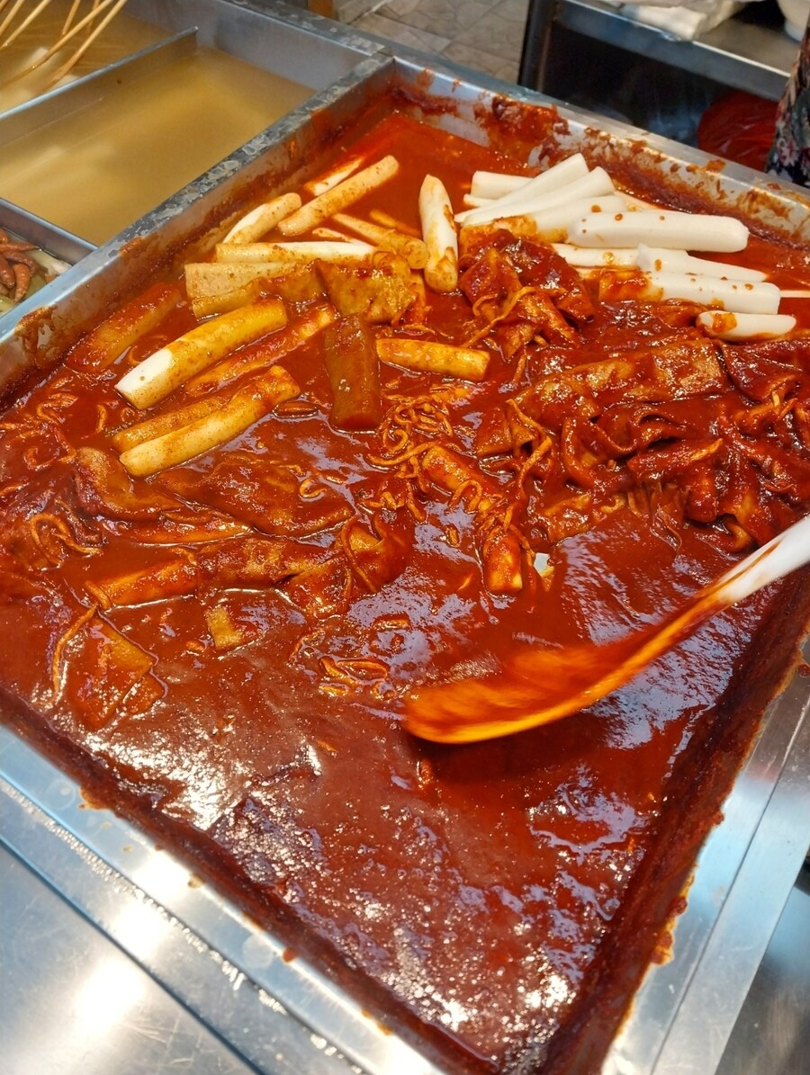 비오는날 시장매운떡볶이_3.jpg