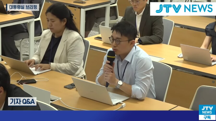 (풀영상) "그건 저도 궁금한데요?"...TV조선 기자 질문에, 강유정 웃더니_1.png