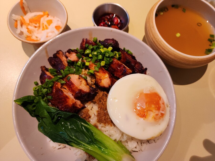 홍콩식 치킨 덮밥_3.jpg