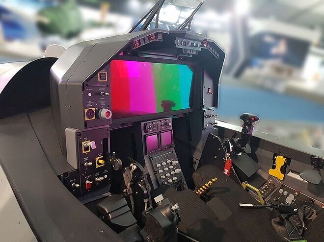 KF-21 보라매 내부 조종석 공개...jpg_2.jpg