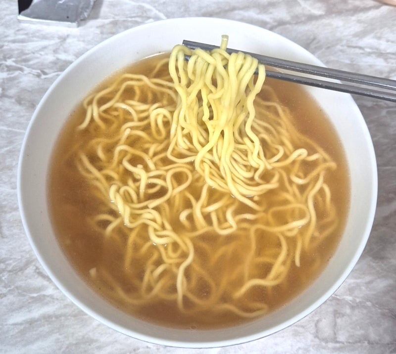 건더기 가득한 컵라면과 천지차이인 일본 봉지라면들_4.jpg