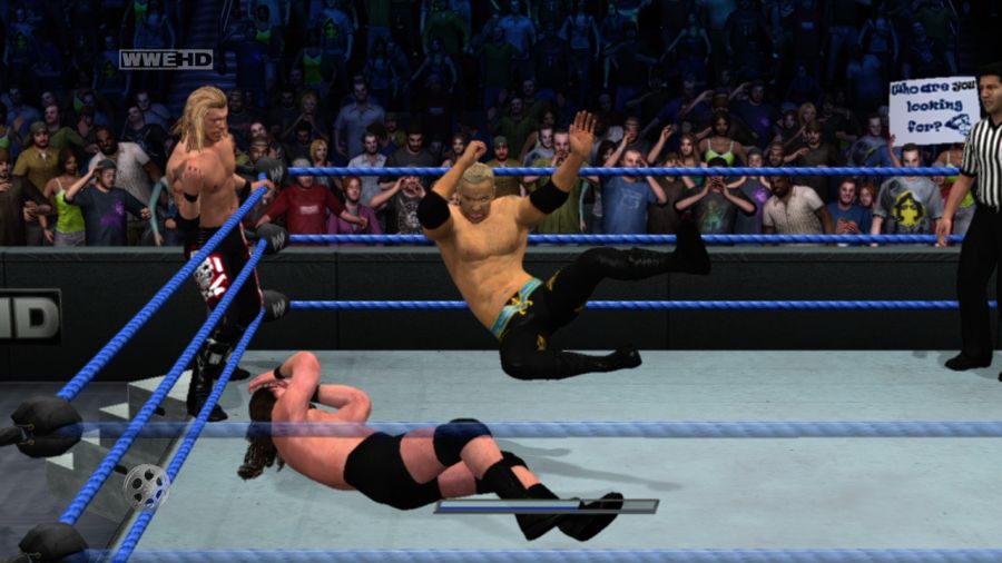 [레슬링게임]WWE 스맥다운vs로우 2011_6.jpg