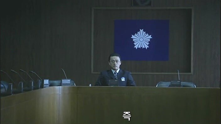 시즌24의 475부작짜리 일본드라마 주인공이 받는 취급_13.jpg