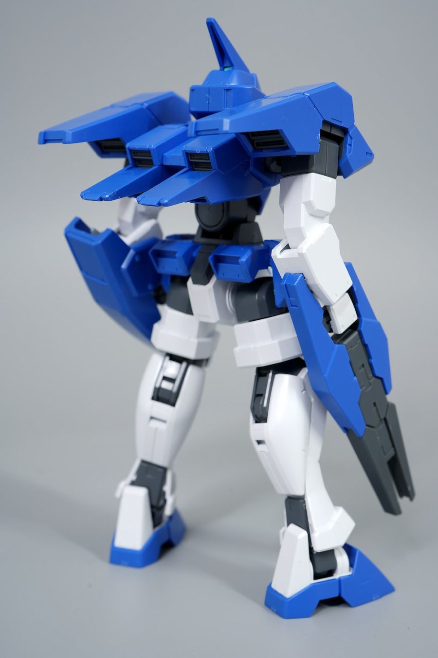 HG 1/144 제노아스 O 커스텀 조합 사진_2.jpg