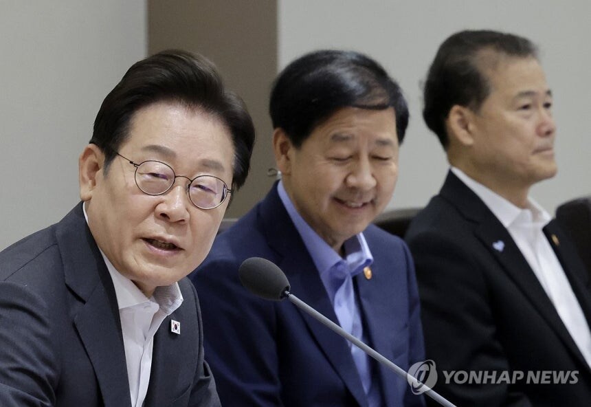 재매이 출근했습니다._3.jpg