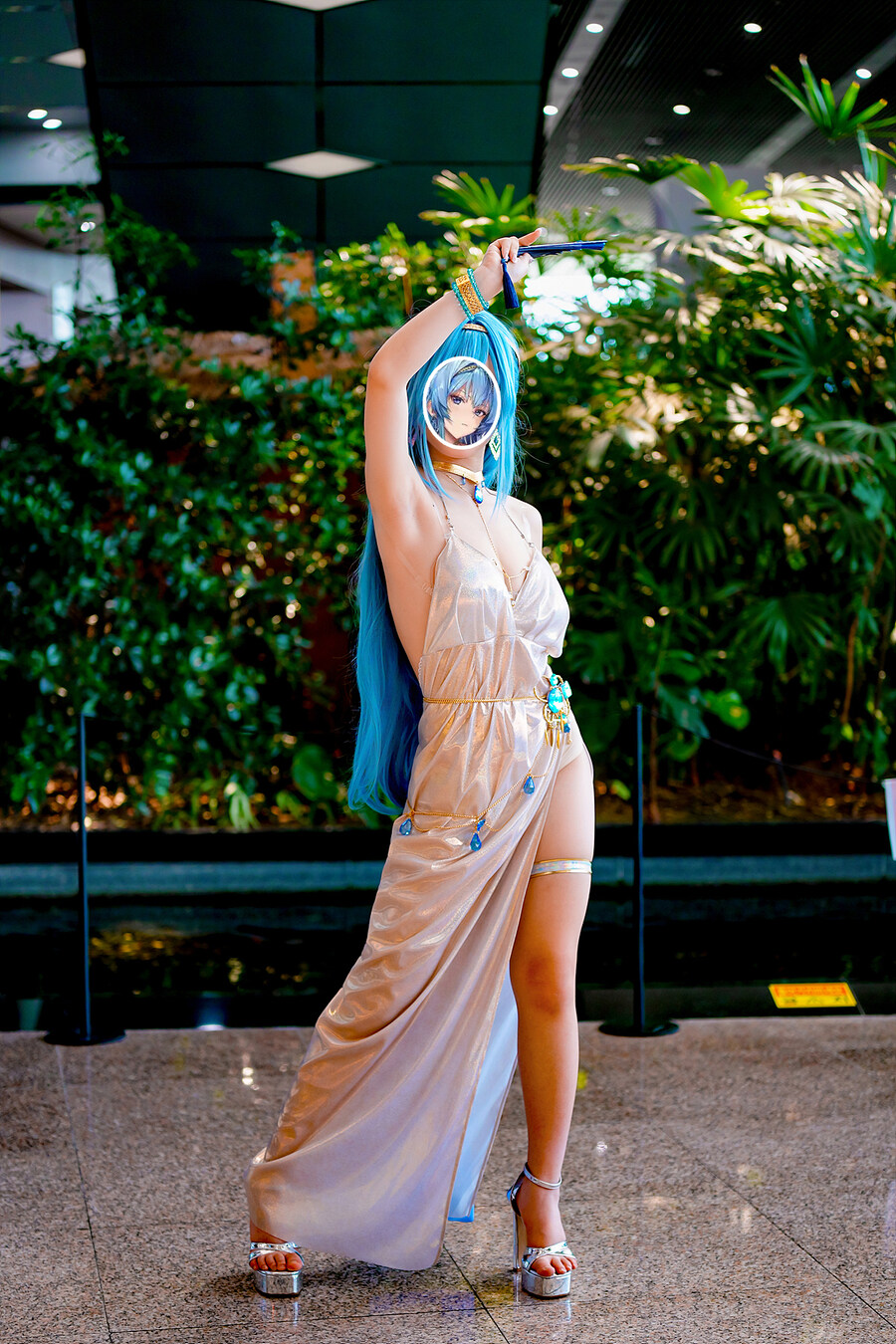 [서코] 자기 전에 코스프레 보고 갈래? 찍은 사진 많아!_31.jpg