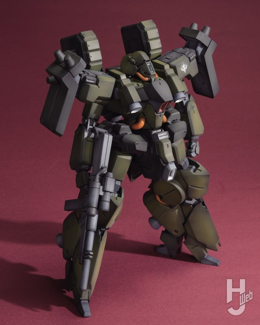 HGUC 1/144 리벤 볼프 A.O.Z 리부트판 HJ 게재 작례_2.jpg