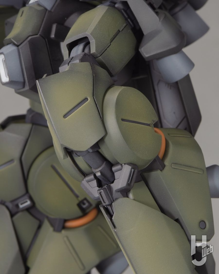 HGUC 1/144 리벤 볼프 A.O.Z 리부트판 HJ 게재 작례_16.jpg