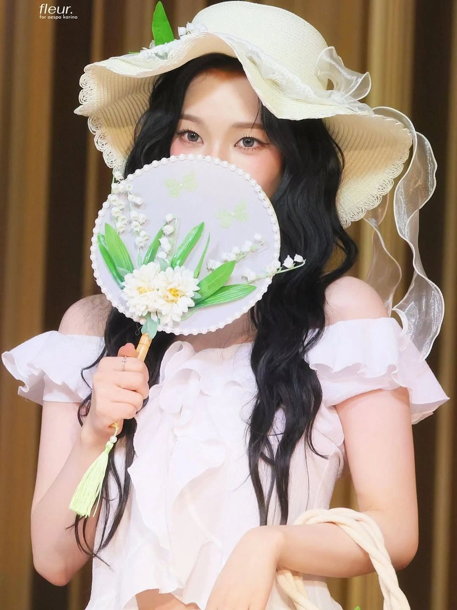 카리나~~~_7.webp