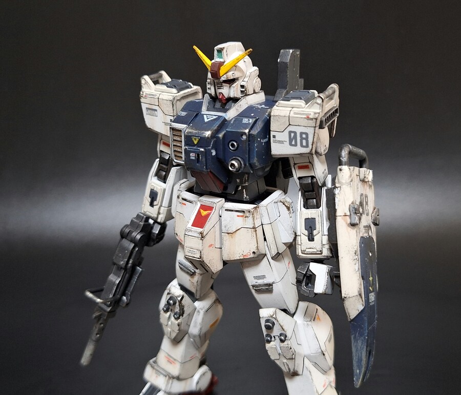[HG] 육전형 건담 웨더링 해봤습니다_1.jpg