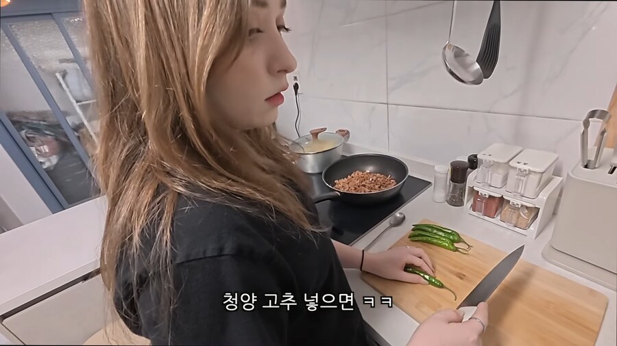 ???:야 누가 파스타에 청양고추를 넣어_6.png