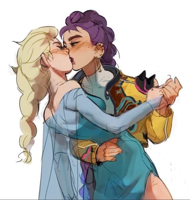 엘사를 탐하는 루미_2.jpg