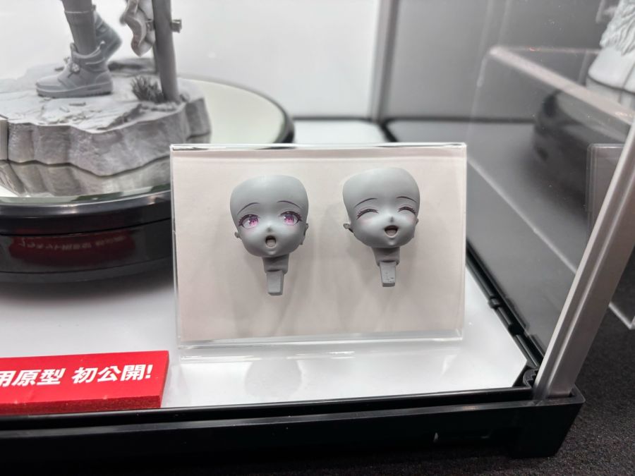 [엑스 플러스] 승리의 여신: 니케 - 앨리스 원형 전시 사진_4.jpg