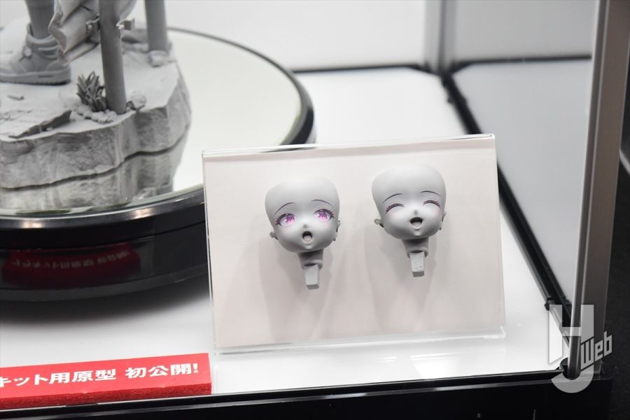 [엑스 플러스] 승리의 여신: 니케 - 앨리스 원형 전시 사진_9.jpg