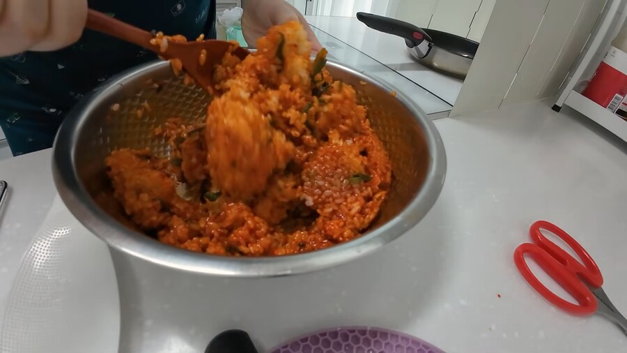 집에서 만들어 먹는 양푼 비빔밥 특징.jpg_18.png