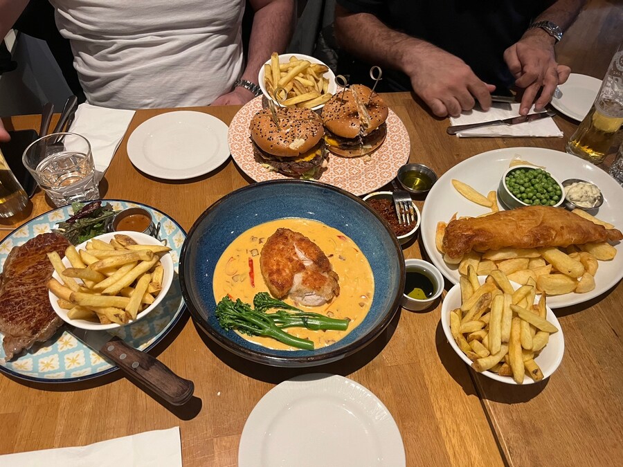 영국 5일간 먹거리 후기, 영국에 있는 다른 나라 요리는 맛있네요_4.jpg