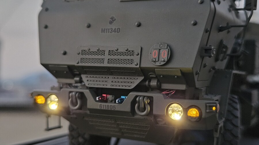 1/35 Foreart USMC M142 HIMARS 발사 (w. LED)_21.jpg