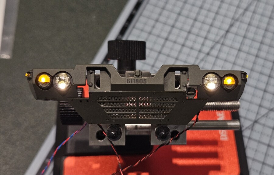 1/35 Foreart USMC M142 HIMARS 발사 (w. LED)_22.jpg