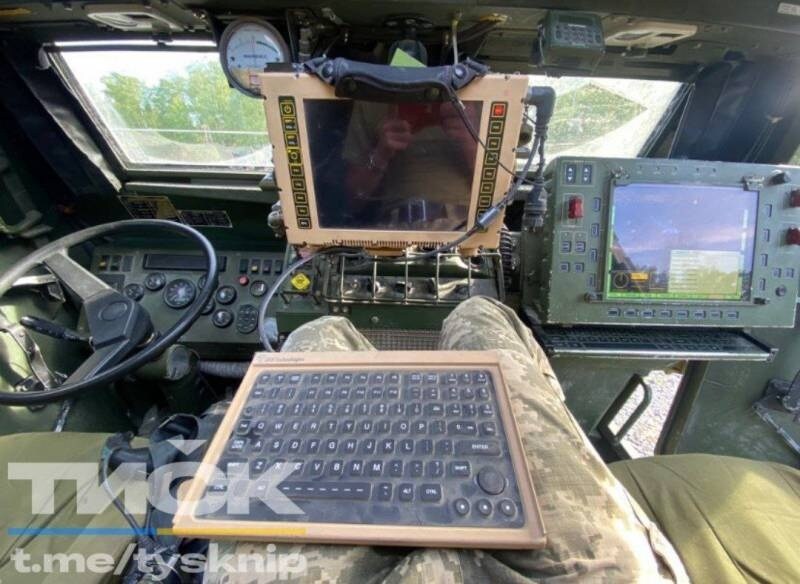 1/35 Foreart USMC M142 HIMARS 발사 (w. LED)_16.jpg