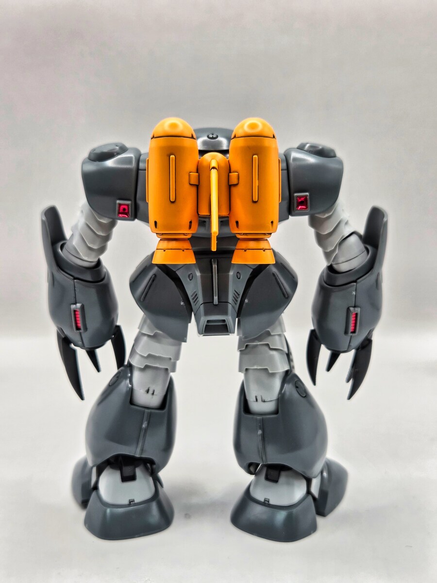 [HG] 즈고크 E_8.jpg