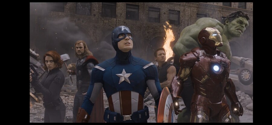 mcu)스티브가 버키에게 방패를 안준 이유_1.jpg