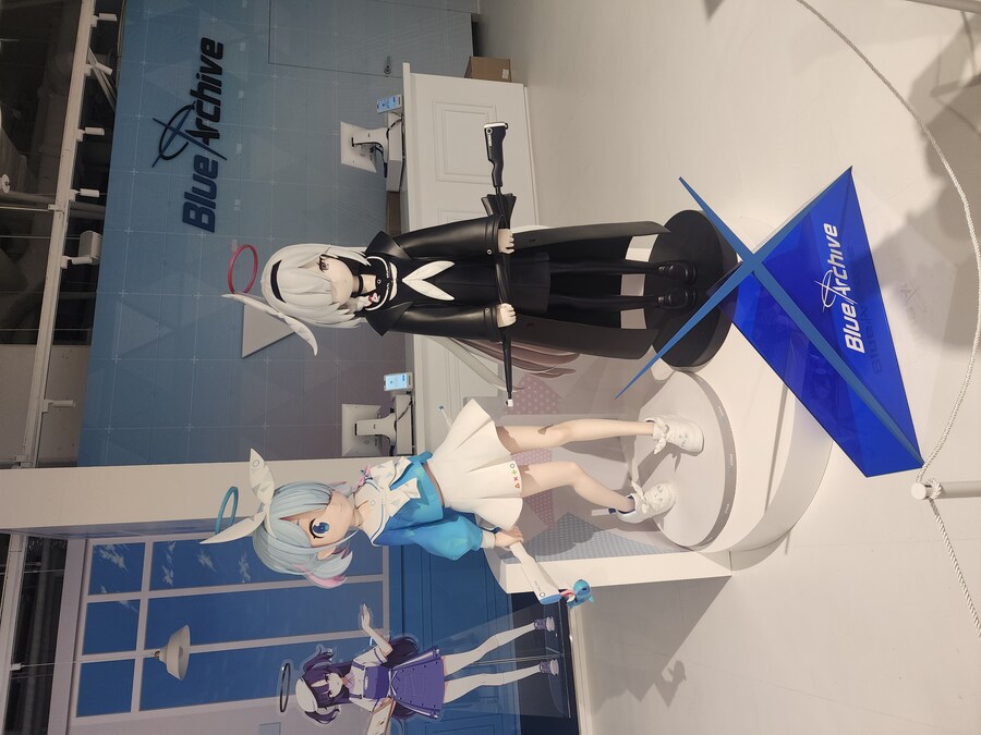 블루아카] 아이파크몰 도빠민 스테이션 카페 메모리얼 작업 중 사진_3.jpg