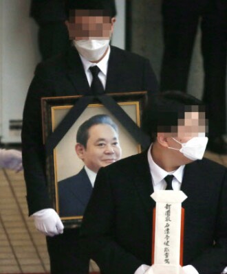 버튜버) 커버 사의 내력을 실제 사건으로 알아보자_23.png