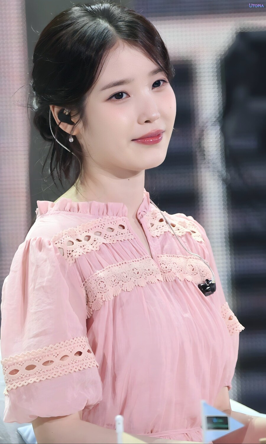 2025.08.01 박보검 서울 팬미팅 게스트 아이유(Utopia)_2.jpg