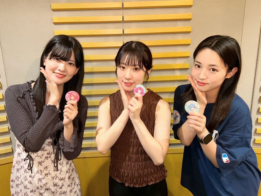 러브라이브! AiScReam 「愛♡スクリ～ム！」 리릭 비디오 800만 재생 돌파_2.jpg