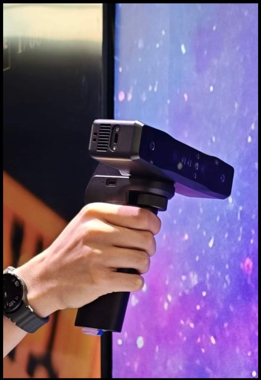 PG 언리쉬드 뉴 건담 전시품 해외 3D 스캔 관련 언급_3.jpg
