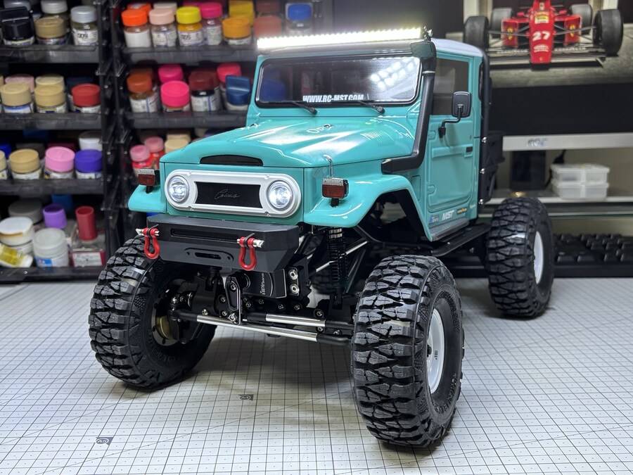 1/8 MST CFX-W J45C 완성_173.jpg