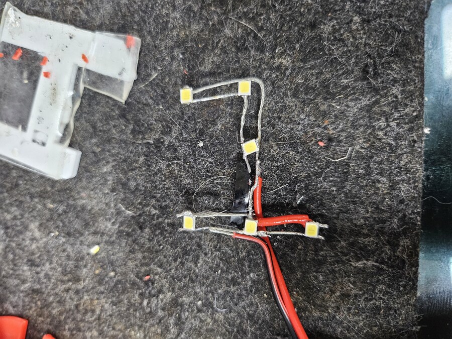 케이팝 데몬 헌터스 응원봉 만들어 봤습니다_12.jpg