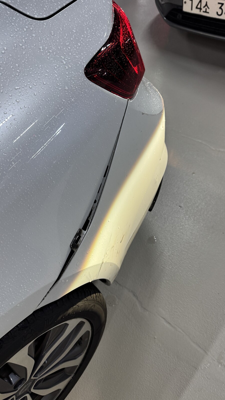 내 인생에는 없을 줄 알았던 흰색K5하허호_2.jpg