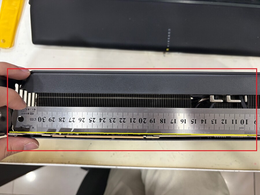 기가바이트 기판 휘었던 고객 as 선처리 연락 없이 입장 먼저 발표_1.jpg
