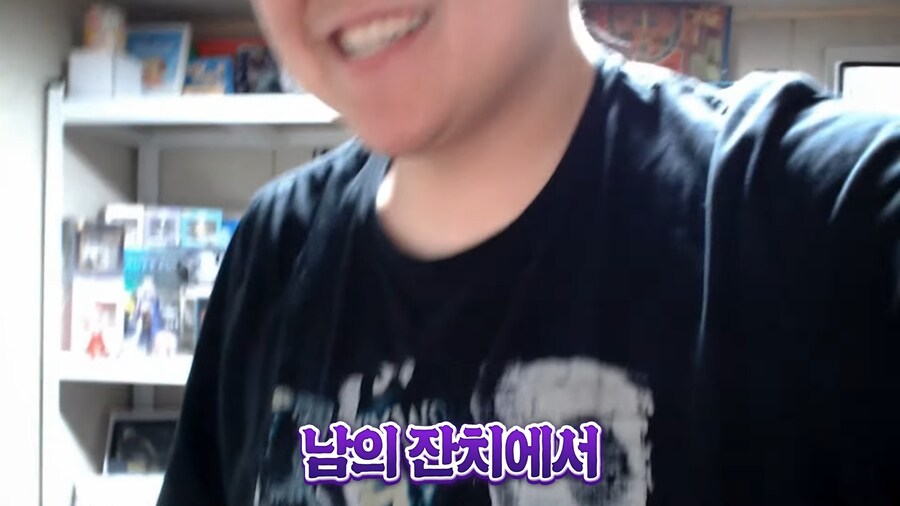 유튜브) 동료스트리머들에게 방송 7주년 축하받는 스트리머_18.png