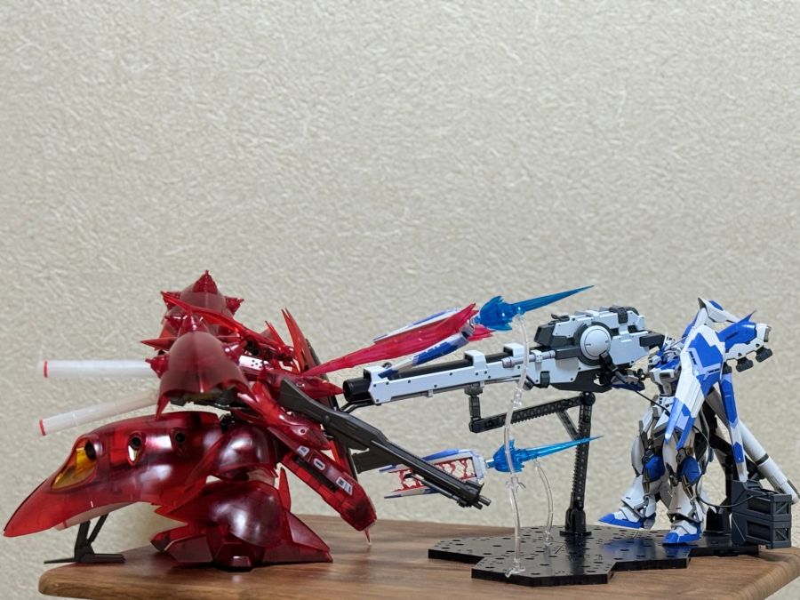 HGUC 1/144 나이팅게일 클리어 컬러 전시 & 가조립 사진_25.jpg