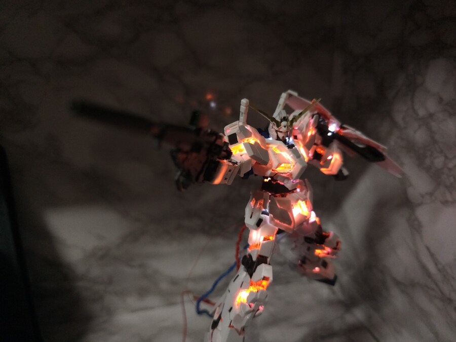 [RG] 유니콘 건담 LED 완성_14.jpg