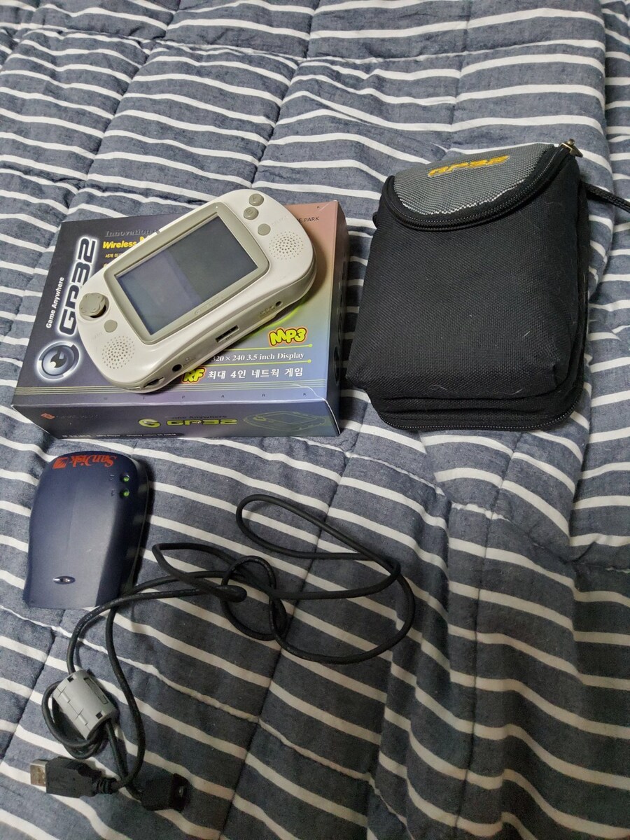 GP32를 갖고있는 고등학생입니다_1.jpg