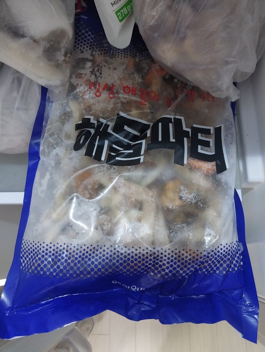 집밥-해물만두국 백반_2.jpg