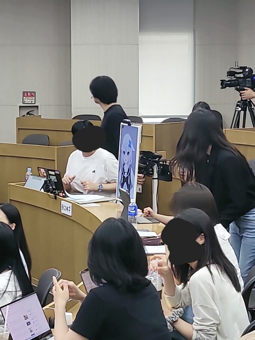 ㅇㅇㄱ) ㄱㅅㄱ 얘는 독립하는게 맞다고 생각은 했는데_1.jpg