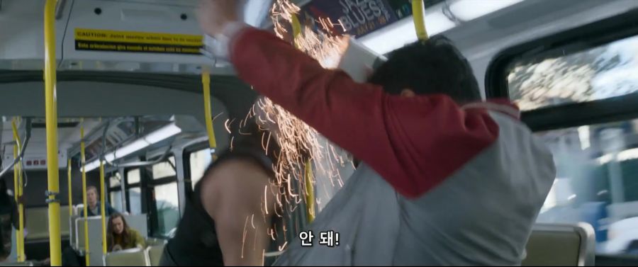 [MCU]만행을 저질렀던 샹치_3.jpg