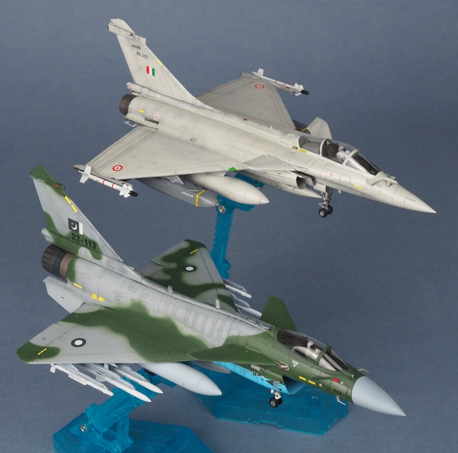 Trumpeter 1/72 J-10CE & Rafale (2 in 1)_4.jpg
